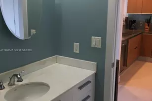 1060 Brickell Ave, Miami, FL 33131 - Photo 5