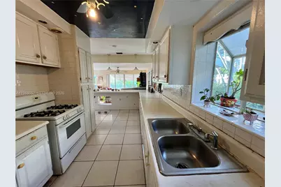 1004 Mandarin Isle, Fort Lauderdale, FL 33315 - Photo 15