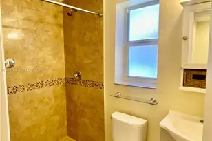 930 SW 7th Ave, Miami, FL 33130 - Photo 13