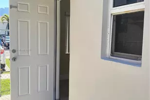 930 SW 7th Ave, Miami, FL 33130 - Photo 15