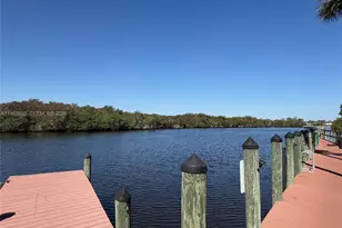 301 SW South River Dr, Stuart, FL 34997 - Photo 11