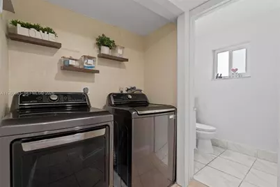 3309 San Remo Cir, Homestead, FL 33035 - Photo 9