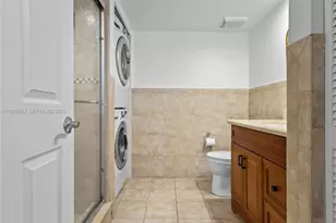 4868 NW 97th Ct, Doral, FL 33178 - Photo 19