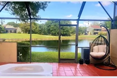 10144 Costa Del Sol Blvd, Doral, FL 33178 - Photo 3