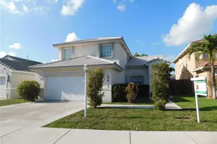 15871 SW 82nd St, Miami, FL 33193 - Photo 3