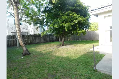 15871 SW 82nd St, Miami, FL 33193 - Photo 7