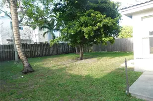 15871 SW 82nd St, Miami, FL 33193 - Photo 7