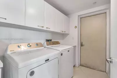 19955 NE 38th Ct #2202, Aventura, FL 33180 - Photo 37