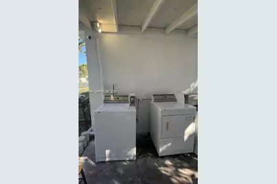 2900 W Flagler St #6, Miami, FL 33135 - Photo 9