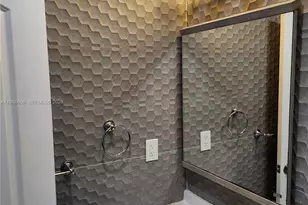 1023 SW 12th Ct, Miami, FL 33135 - Photo 9