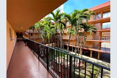 1910 W 56th St #3226, Hialeah, FL 33012 - Photo 21