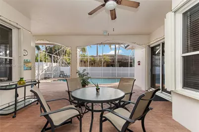 15966 SW 3rd St, Pembroke Pines, FL 33027 - Photo 3