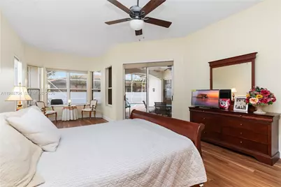 15966 SW 3rd St, Pembroke Pines, FL 33027 - Photo 25