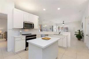 15966 SW 3rd St, Pembroke Pines, FL 33027 - Photo 11