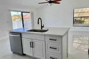 10601 NW 18th Ct, Plantation, FL 33322 - Photo 17