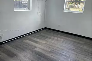 636 NW 14th Terrace, Fort Lauderdale, FL 33311 - Photo 7