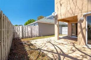 1199 SW 109th Ln, Davie, FL 33324 - Photo 53