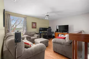 1199 SW 109th Ln, Davie, FL 33324 - Photo 19