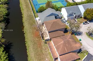 1199 SW 109th Ln, Davie, FL 33324 - Photo 57