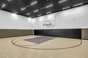 225 N Miami Ave, Miami, FL 33131 - Photo 47