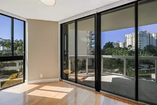 20185 E Country Club Dr, Aventura, FL 33180 - Photo 3