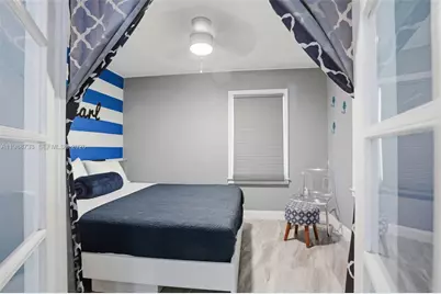 527 Wildwood Way, Clearwater, FL 33756 - Photo 21