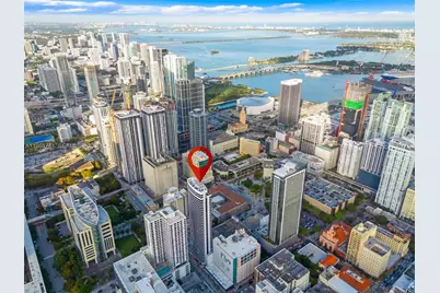 225 N Miami Ave #1709, Miami, FL 33131 - Photo 57