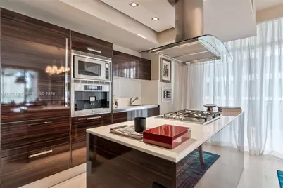 3737 Collins Ave #S-203, Miami Beach, FL 33140 - Photo 5