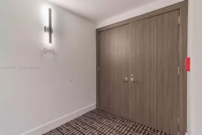 3737 Collins Ave #S-203, Miami Beach, FL 33140 - Photo 3