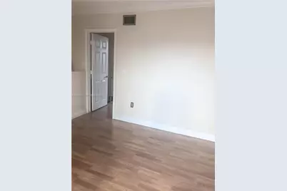 4415 W 10th Ln #14, Hialeah, FL 33012 - Photo 15