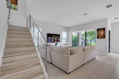 3332 W 95th Ter #., Hialeah, FL 33018 - Photo 11