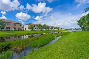 3332 W 95th Terrace, Hialeah, FL 33018 - Photo 37