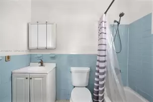 1300 NE 137th St, North Miami, FL 33161 - Photo 19