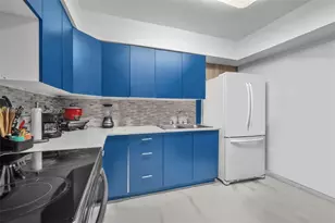 1300 NE 137th St, North Miami, FL 33161 - Photo 9