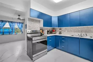 1300 NE 137th St, North Miami, FL 33161 - Photo 11