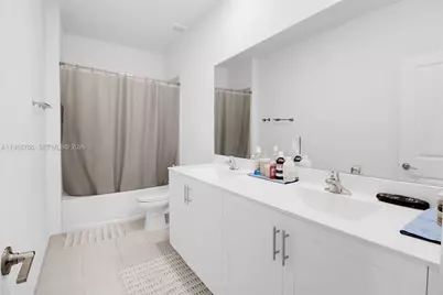 1382 SE 26th Rd, Homestead, FL 33035 - Photo 3