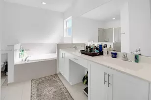 1382 SE 26th Rd, Homestead, FL 33035 - Photo 9