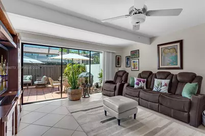 11378 SW 84th Ln, Miami, FL 33173 - Photo 9
