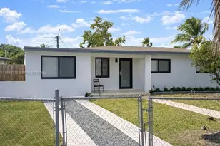 9831 Martinique Dr, Cutler Bay, FL 33189 - Photo 1