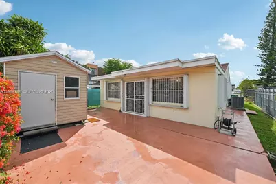 9585 SW 1st Ter, Miami, FL 33174 - Photo 33