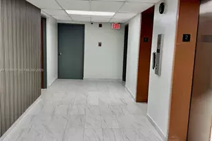 601 Three Islands Boulevard, Hallandale Beach, FL 33009 - Photo 13