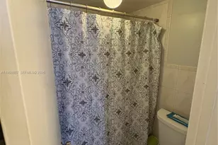 1950 W 56th St, Hialeah, FL 33012 - Photo 23