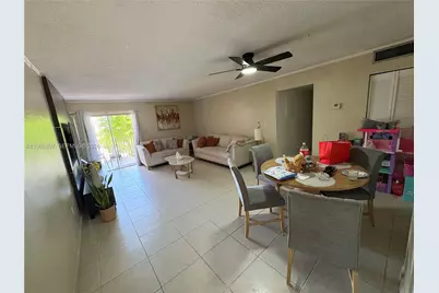 1950 W 56th St #2309D, Hialeah, FL 33012 - Photo 3