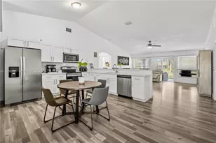 3990 SW Halcomb St, Port Saint Lucie, FL 34953 - Photo 9