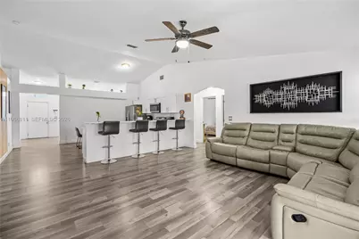 3990 SW Halcomb St, Port Saint Lucie, FL 34953 - Photo 15