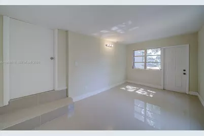 829 NW 56th St, Miami, FL 33127 - Photo 13