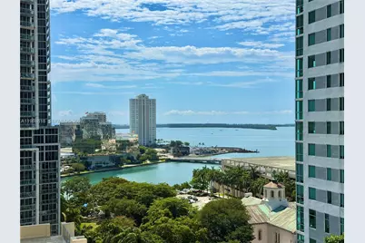 77 SE 5th St #1615, Miami, FL 33131 - Photo 35