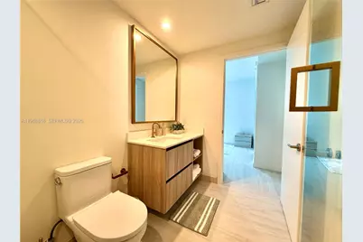 77 SE 5th St #1615, Miami, FL 33131 - Photo 53