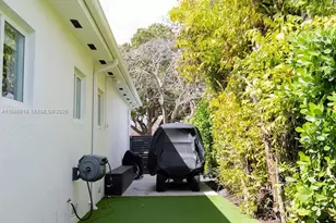 3205 SW 68th Ave, Miami, FL 33155 - Photo 33