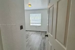 12471 SW 42nd St, Miramar, FL 33027 - Photo 69